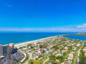 Sunny Escape - A Monthly Beach Rental